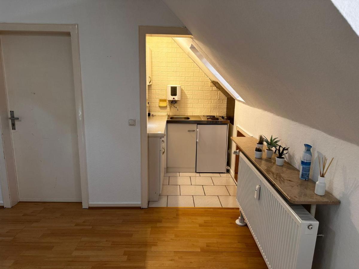 A&V Apartments Gemuetliche Rheinblick Wohnung Apt Daisy Duisburgo Exterior foto