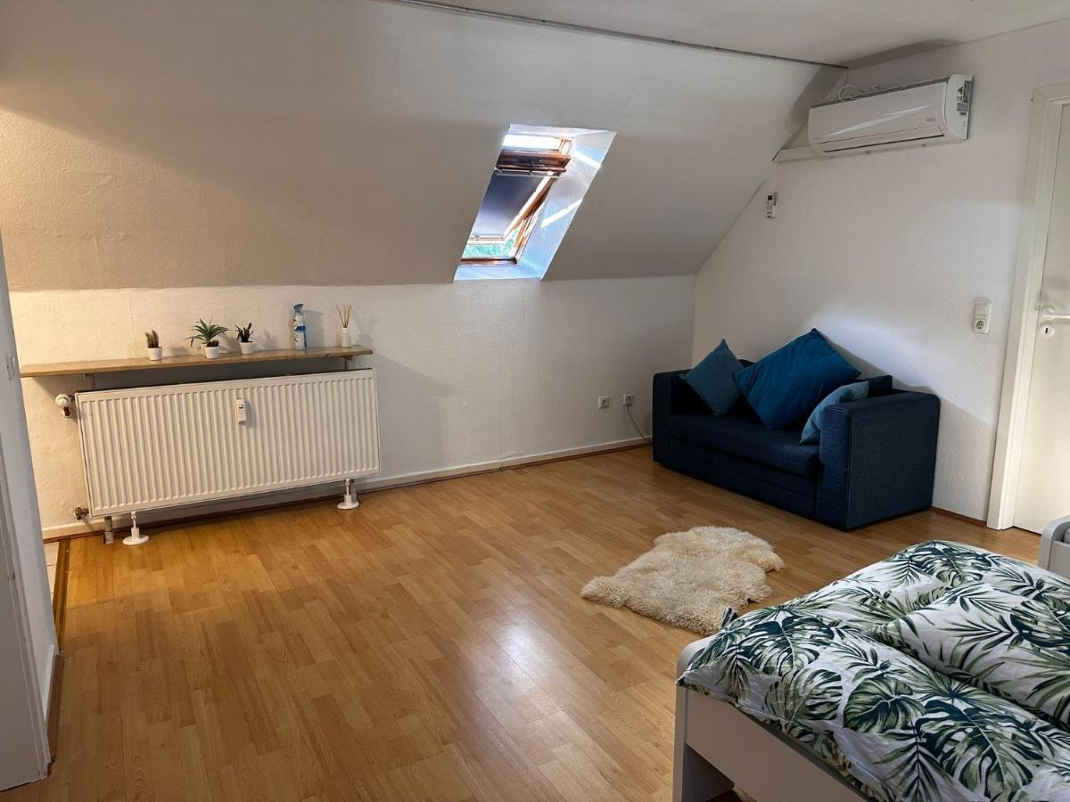 A&V Apartments Gemuetliche Rheinblick Wohnung Apt Daisy Duisburgo Exterior foto